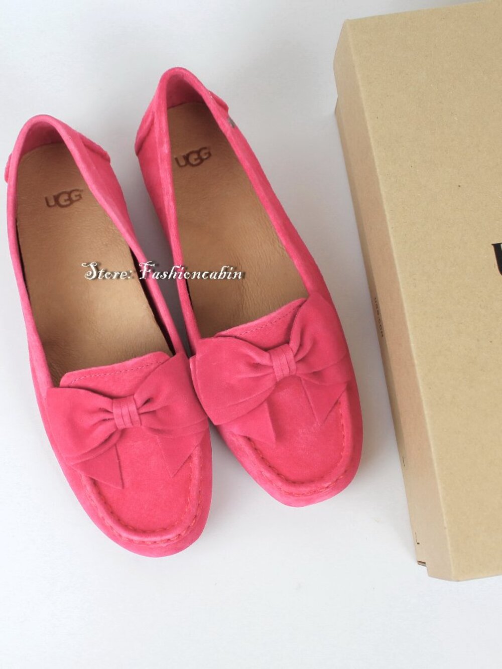 NEW UGG Suede Bow Loafers | Slip-on Flats for Daily Comfort & Chic Style | US 7